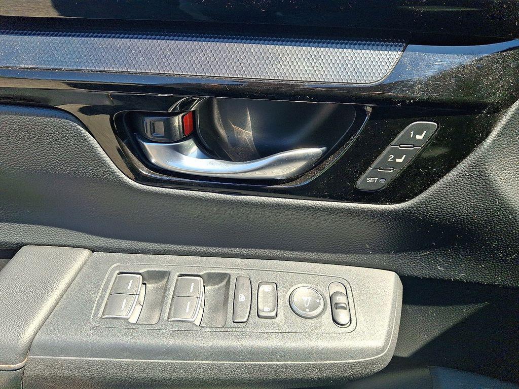 used 2024 Honda CR-V Hybrid car, priced at $32,991