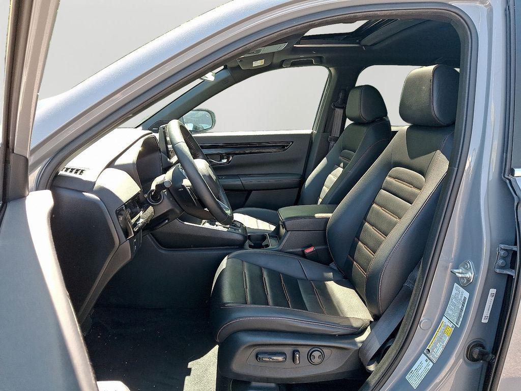 used 2024 Honda CR-V Hybrid car, priced at $32,991