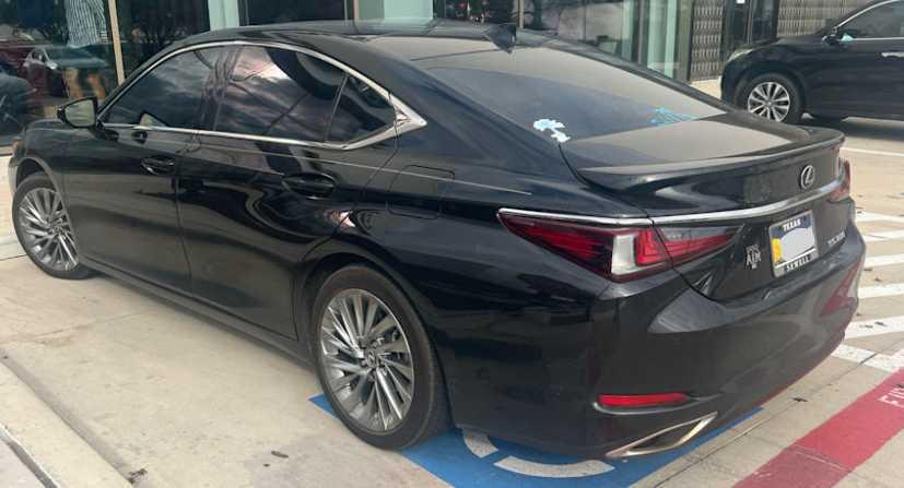 used 2022 Lexus ES 350 car, priced at $38,995