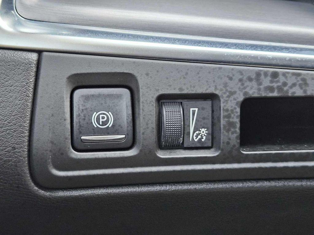 used 2018 Cadillac XT5 car, priced at $18,495