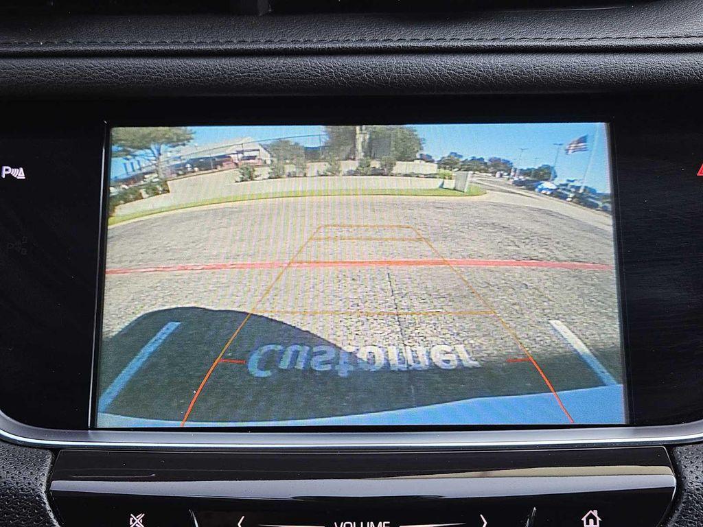 used 2018 Cadillac XT5 car, priced at $18,495