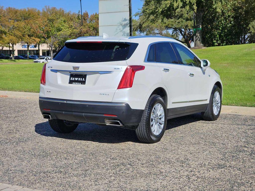 used 2018 Cadillac XT5 car, priced at $18,495