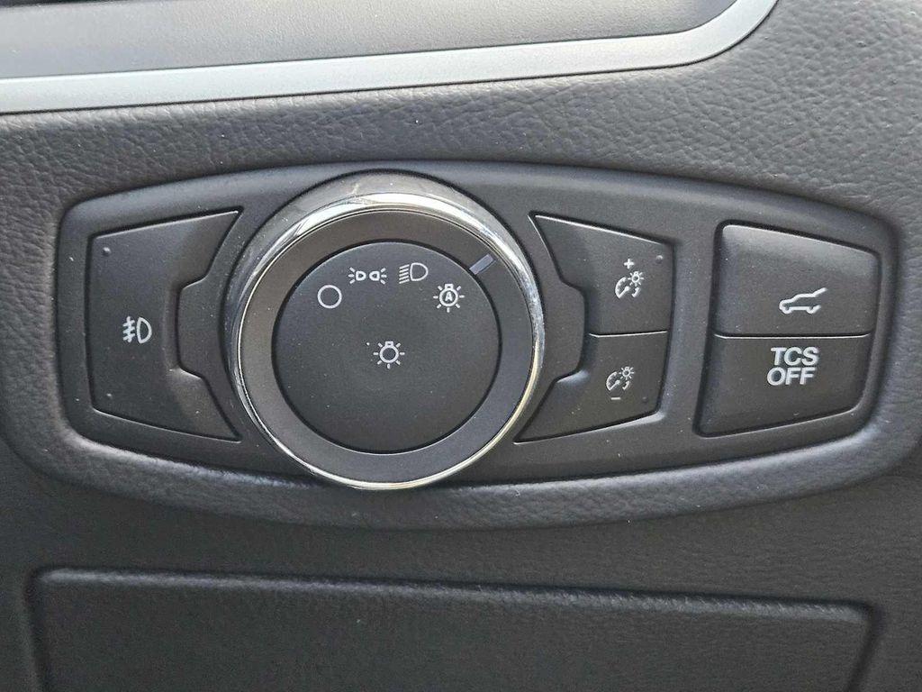 used 2024 Ford Edge car, priced at $29,495