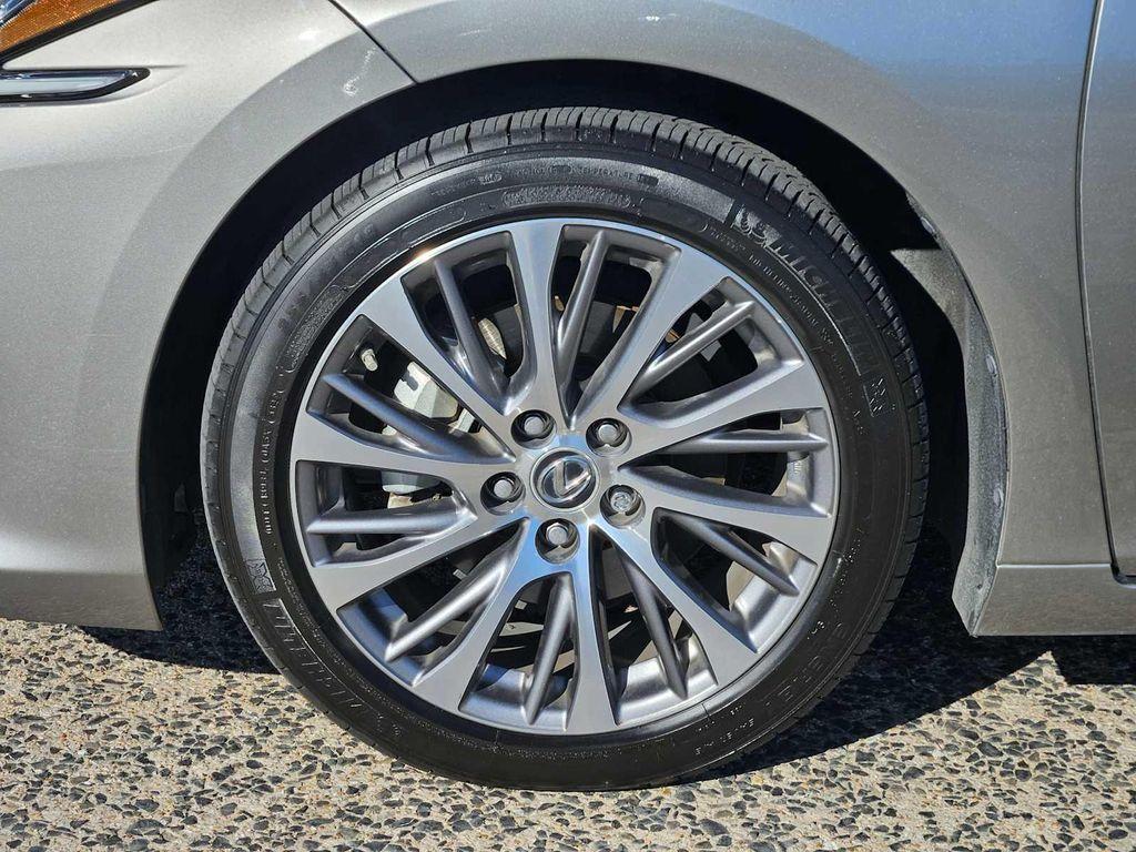 used 2021 Lexus ES 350 car, priced at $29,895