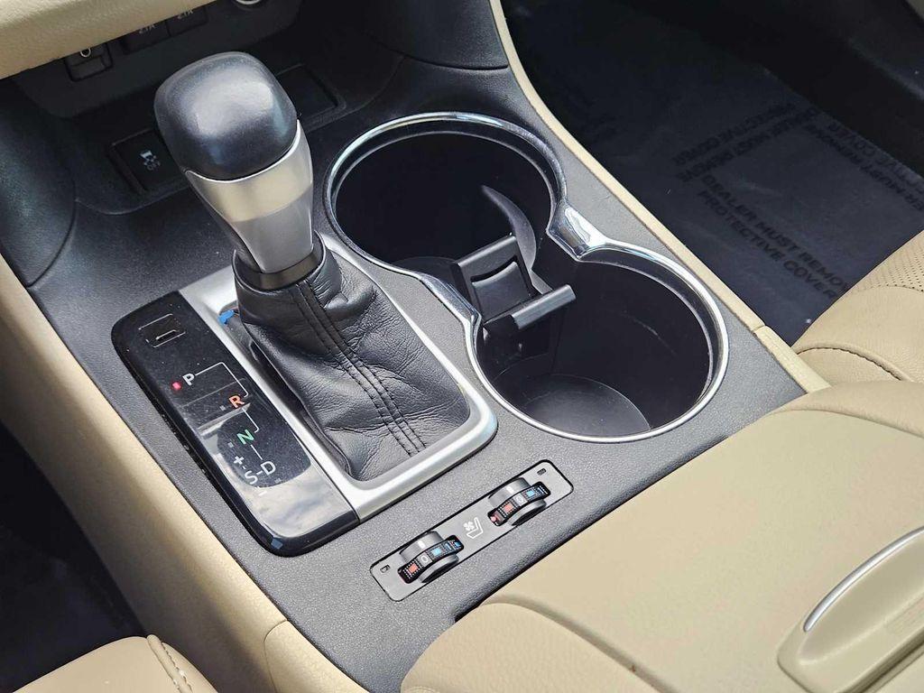 used 2018 Toyota Highlander car, priced at $18,895