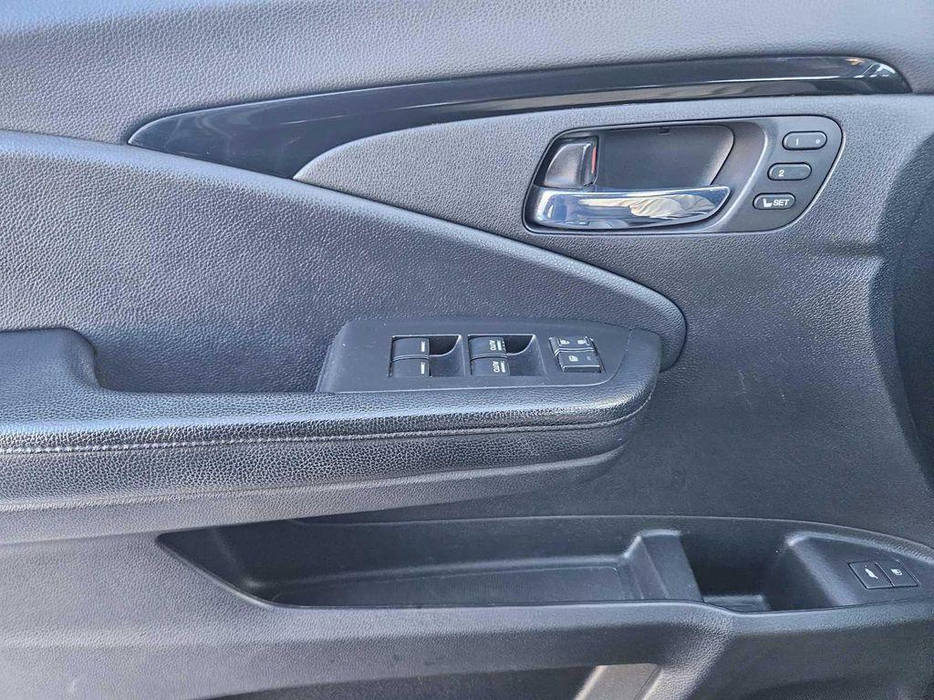 used 2019 Honda Pilot car, priced at $19,895