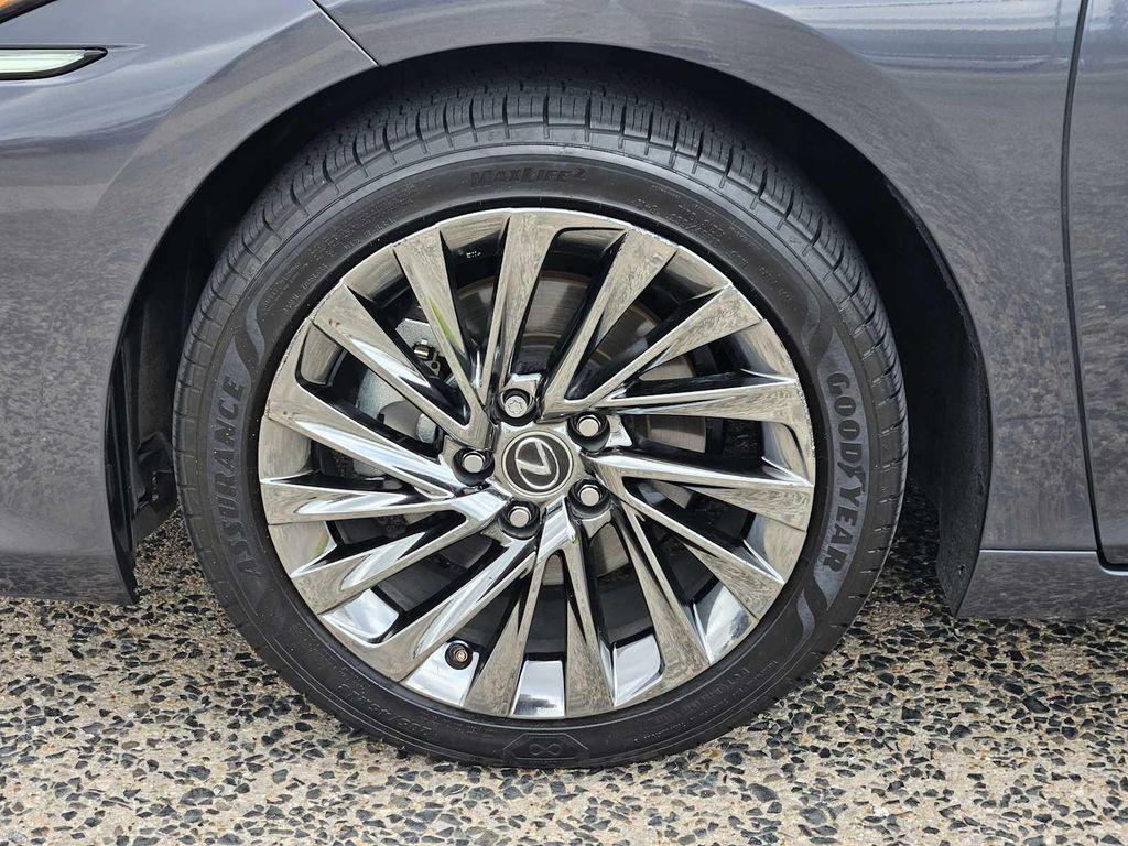 used 2024 Lexus ES 350 car, priced at $49,995