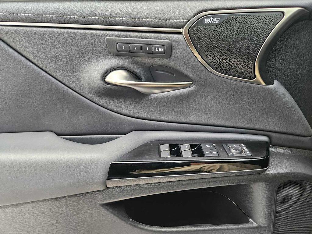 used 2024 Lexus ES 350 car, priced at $49,995