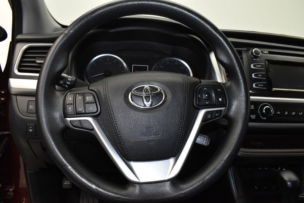 used 2018 Toyota Highlander car, priced at $21,795