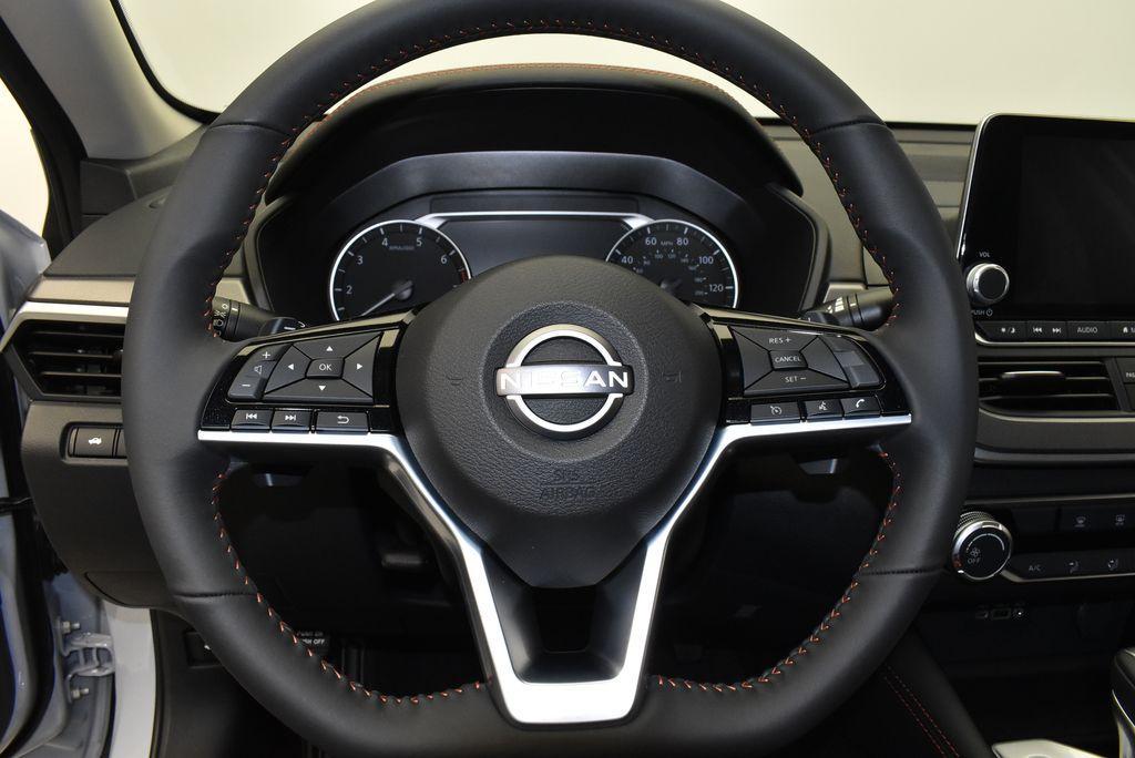 new 2025 Nissan Altima car, priced at $32,970