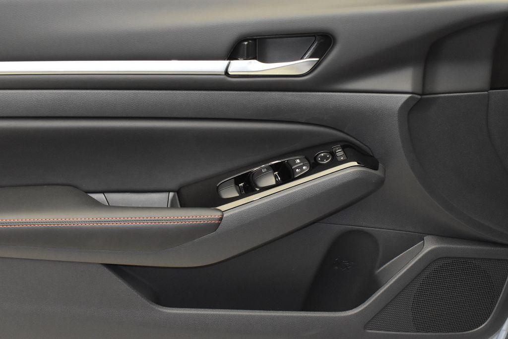 new 2025 Nissan Altima car, priced at $32,970