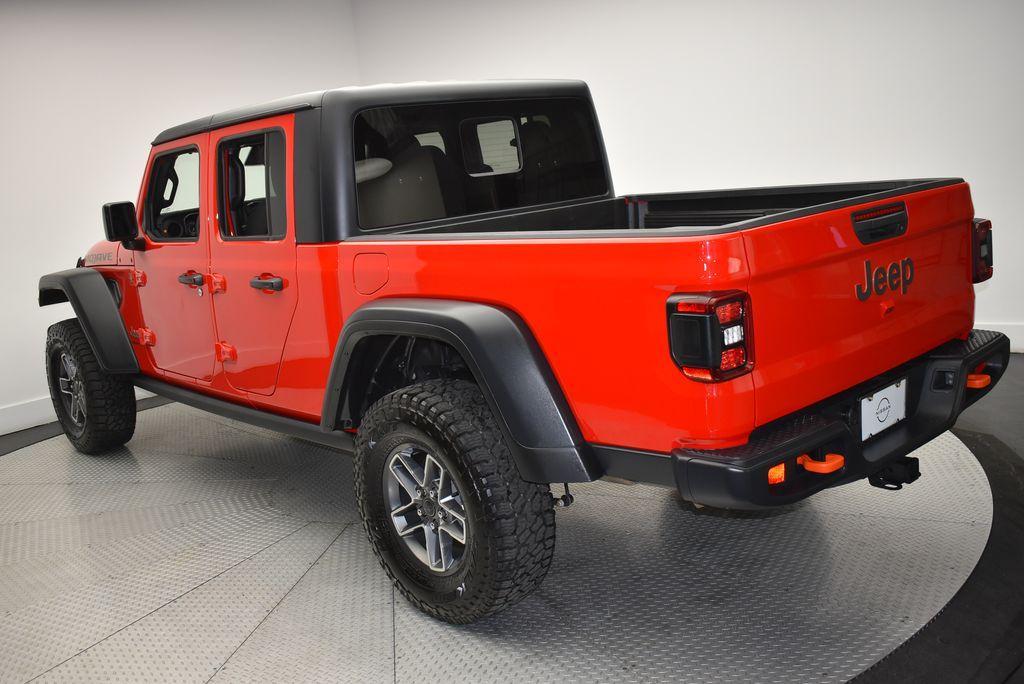 used 2026 Jeep Gladiator car, priced at $47,995