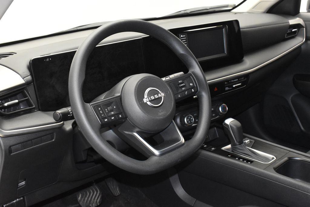 used 2025 Nissan Kicks car, priced at $24,094