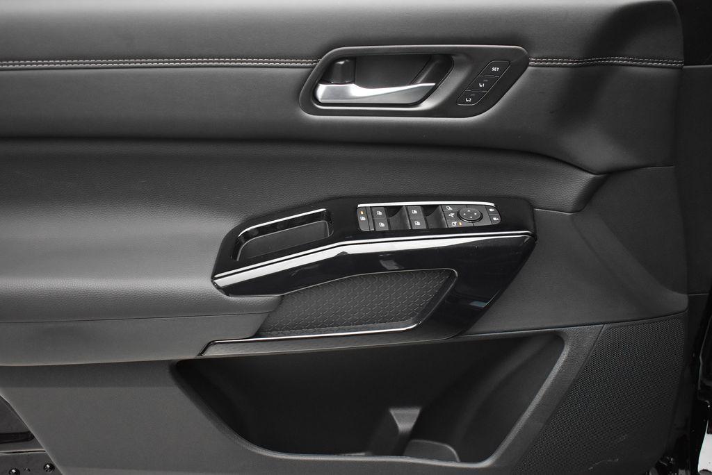 new 2026 Nissan Pathfinder car, priced at $54,390