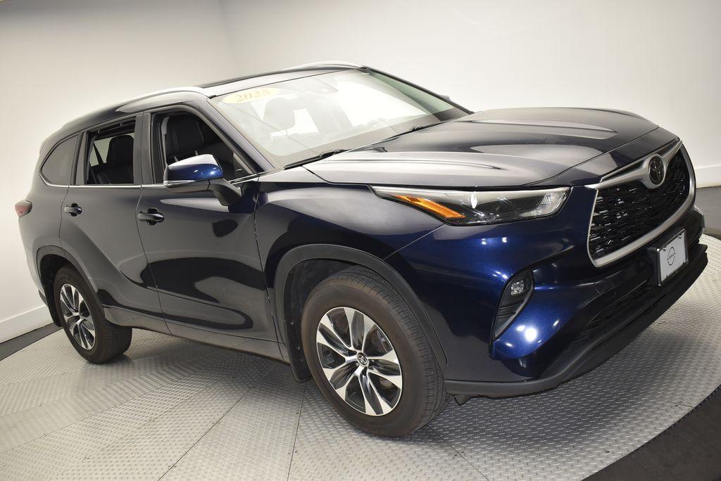 used 2025 Toyota Highlander car, priced at $44,094