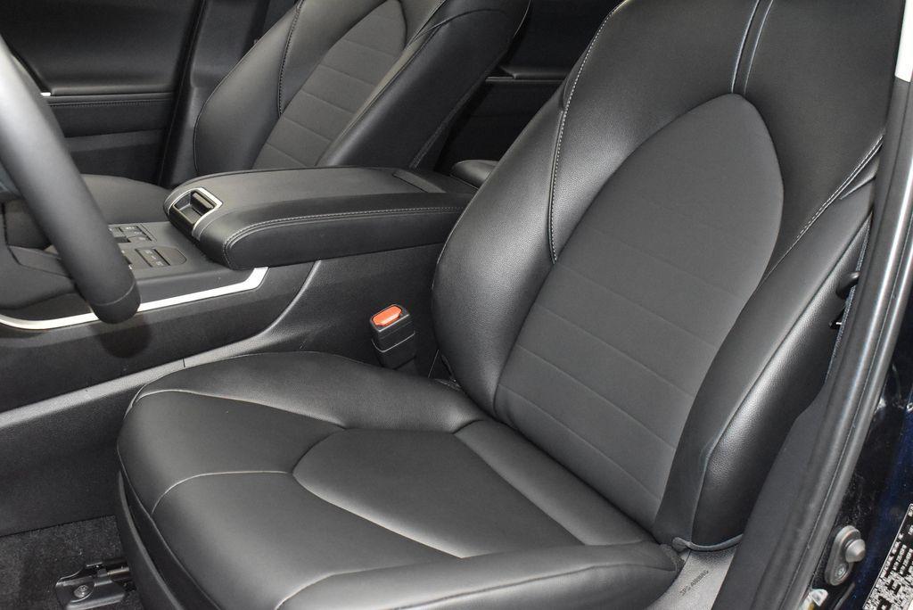 used 2025 Toyota Highlander car, priced at $44,094