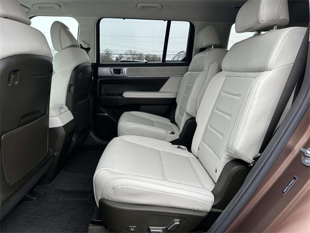 used 2024 Hyundai Santa Fe car, priced at $38,295