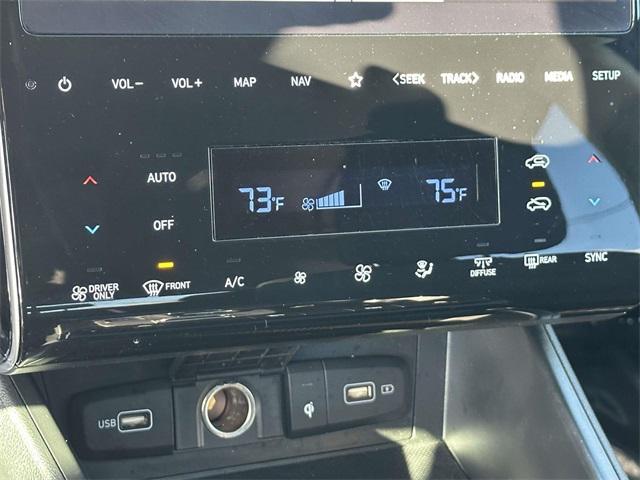 used 2024 Hyundai TUCSON Hybrid car, priced at $24,995