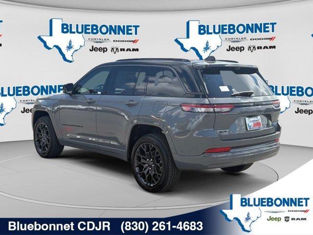 new 2027 Jeep Grand Cherokee car, priced at $64,215