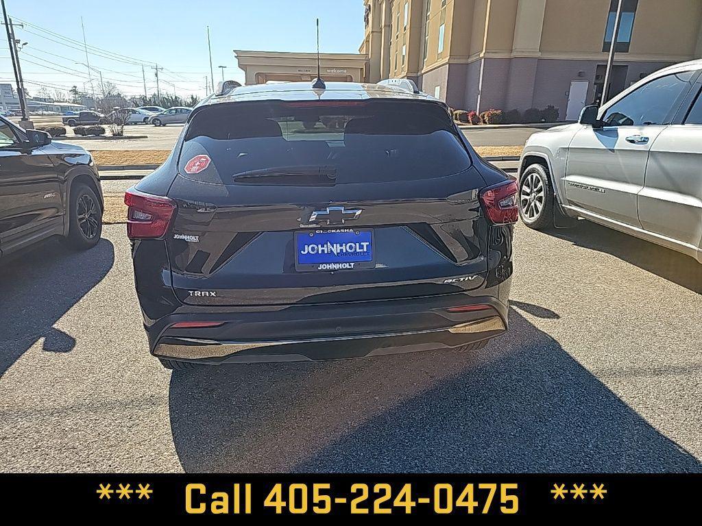 used 2025 Chevrolet Trax car, priced at $23,750