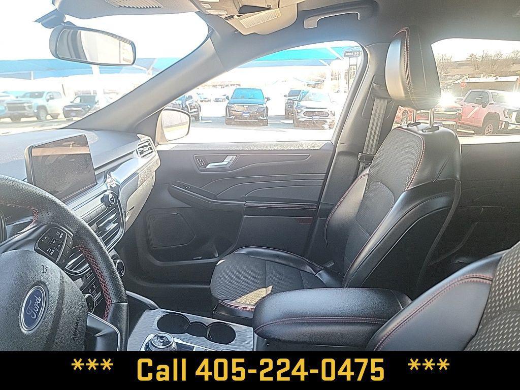 used 2025 Ford Escape car, priced at $26,950