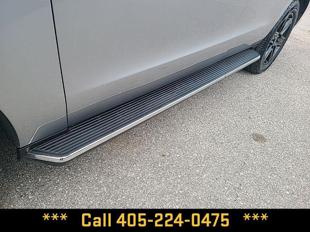 used 2021 Ford Expedition car, priced at $33,250