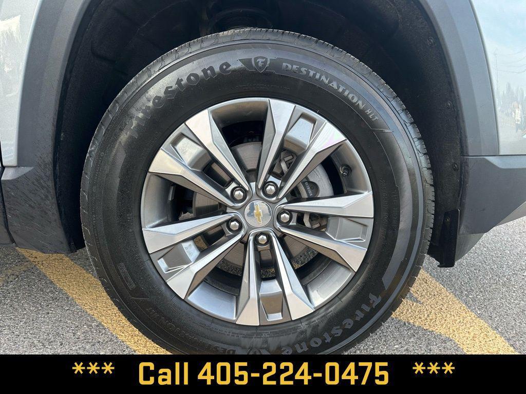 used 2025 Chevrolet Equinox car, priced at $24,450