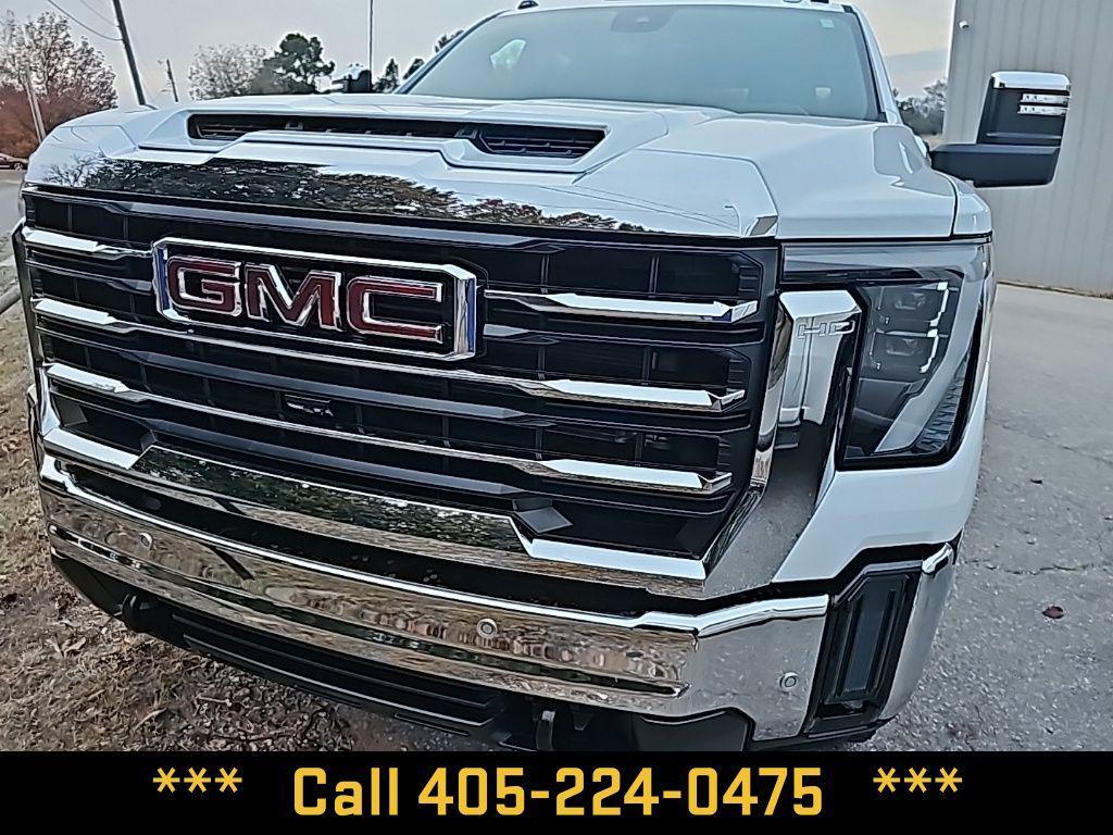 new 2026 GMC Sierra 2500 car, priced at $79,900