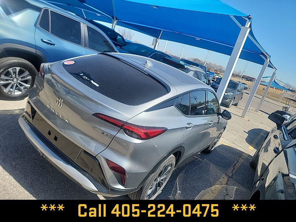 used 2024 Buick Envista car, priced at $25,600