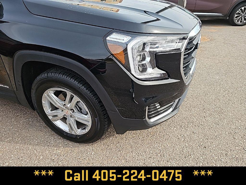 used 2024 GMC Terrain car, priced at $21,133