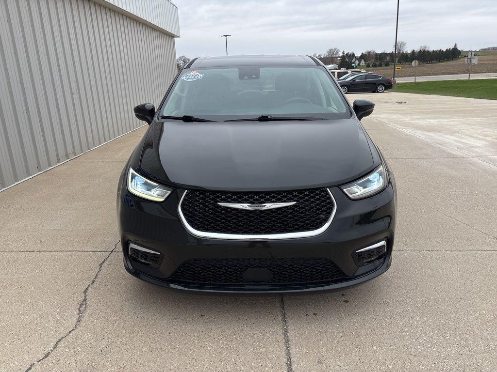 used 2023 Chrysler Pacifica car, priced at $23,900