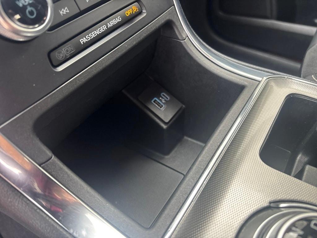 used 2024 Ford Edge car, priced at $33,900