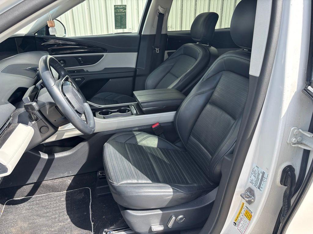 used 2024 Lincoln Nautilus car, priced at $50,080