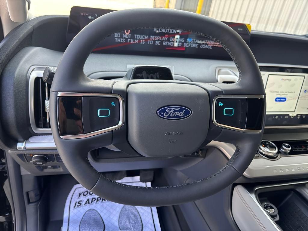 new 2025 Ford Expedition car, priced at $68,604