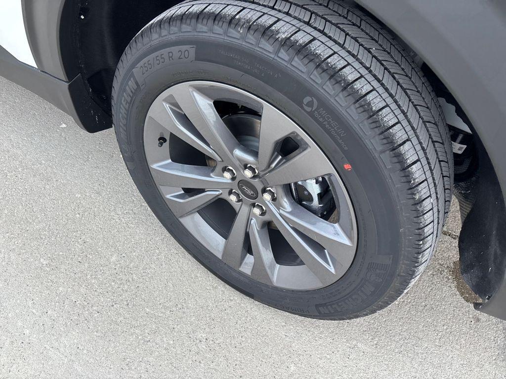 new 2026 Ford Explorer car, priced at $48,682