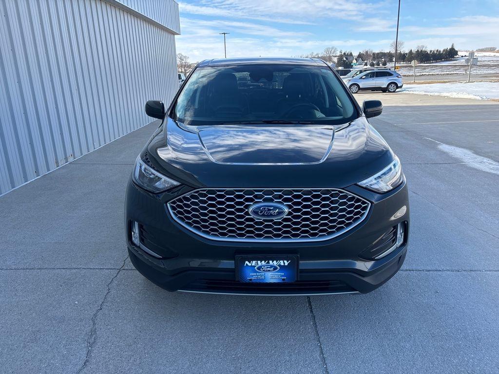 used 2024 Ford Edge car, priced at $27,900