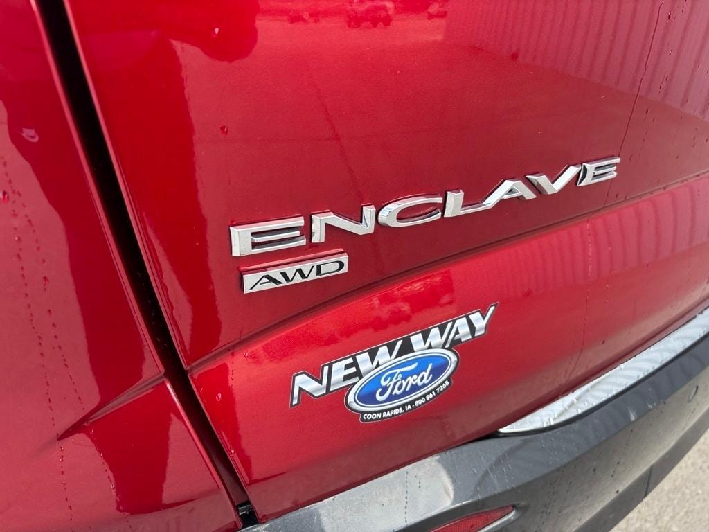 used 2024 Buick Enclave car, priced at $31,000