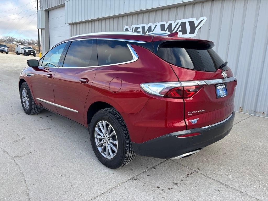 used 2024 Buick Enclave car, priced at $31,000