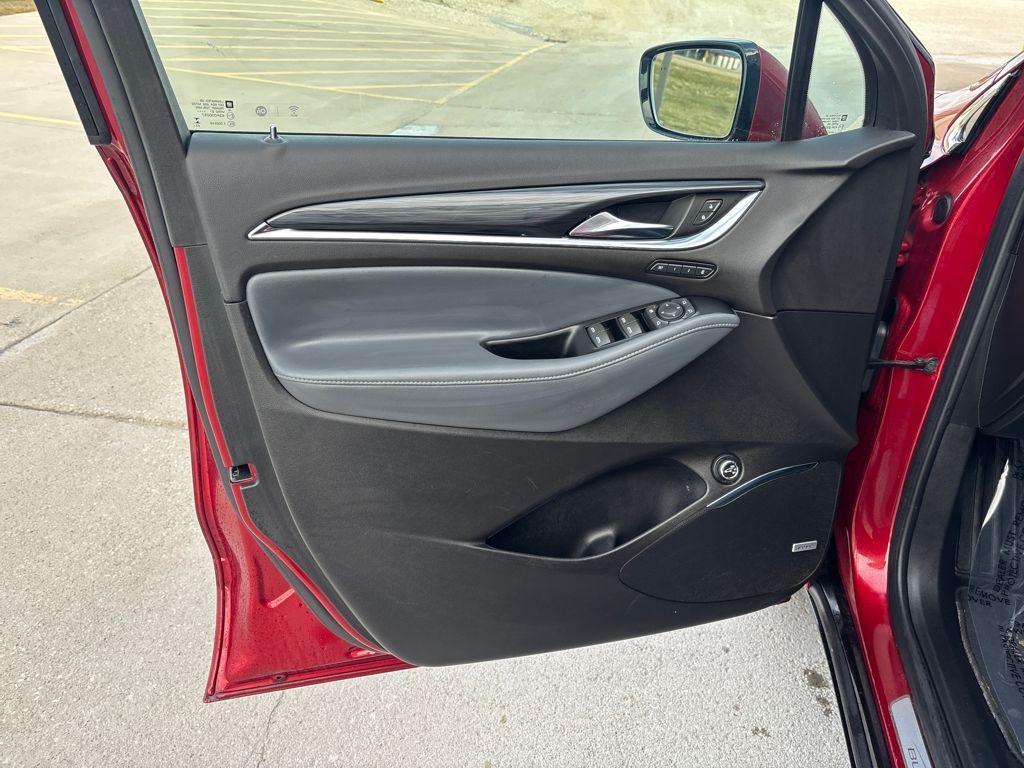 used 2024 Buick Enclave car, priced at $29,500