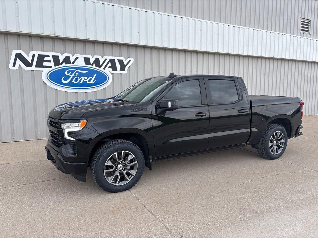 used 2024 Chevrolet Silverado 1500 car, priced at $43,080