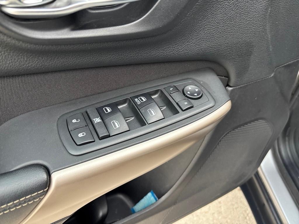 used 2018 Jeep Cherokee car, priced at $13,250