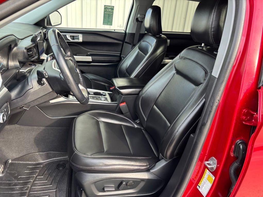 used 2022 Ford Explorer car, priced at $29,900