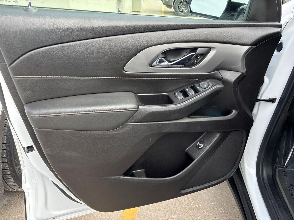 used 2019 Chevrolet Traverse car, priced at $16,900