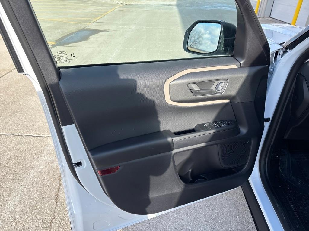 new 2025 Ford Bronco Sport car, priced at $33,275