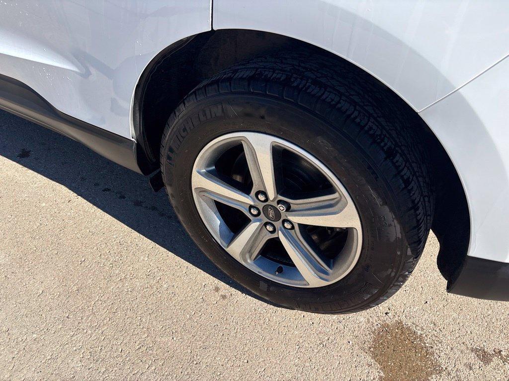 used 2024 Ford Edge car, priced at $27,080