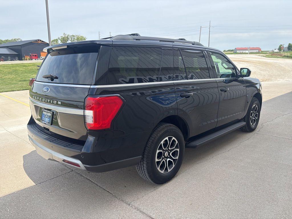 used 2024 Ford Expedition car, priced at $38,080