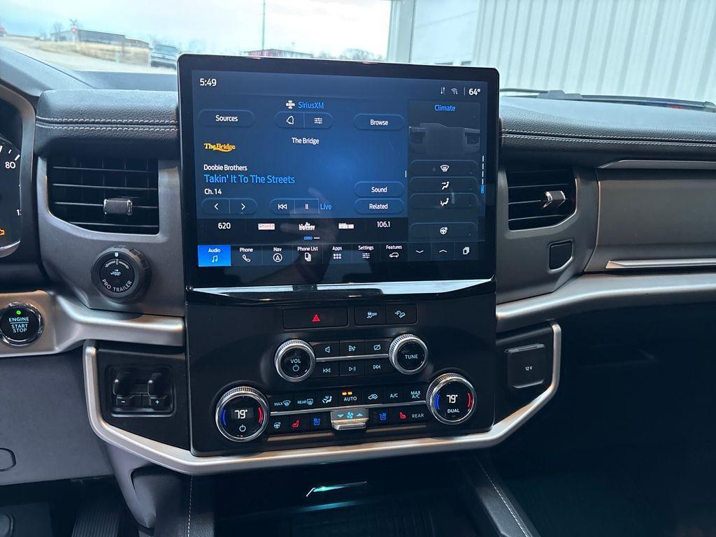 used 2022 Ford Expedition car, priced at $36,900