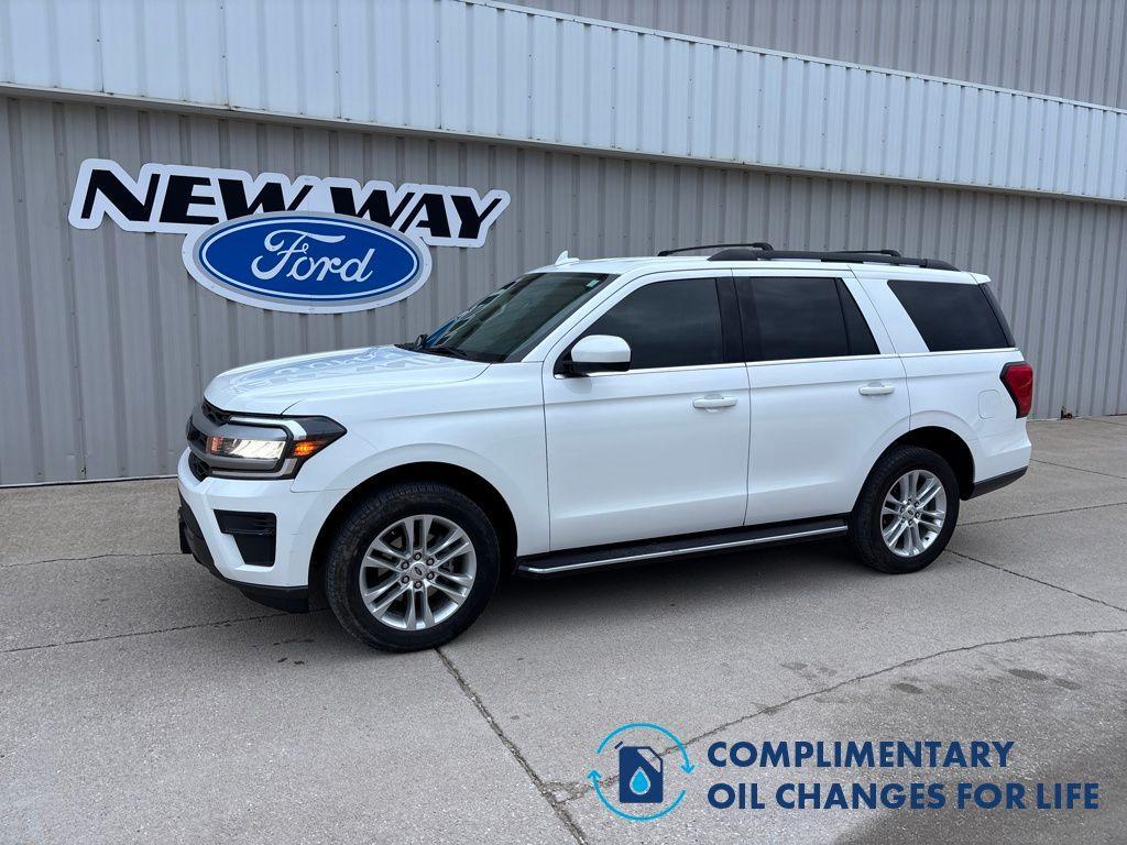 used 2022 Ford Expedition car, priced at $36,900