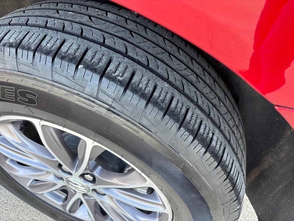 used 2024 Buick Enclave car, priced at $29,500