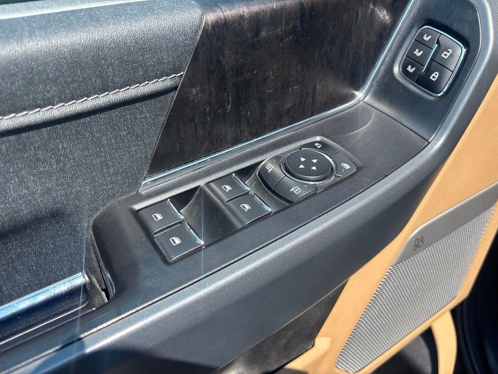 used 2021 Ford F-150 car, priced at $35,080